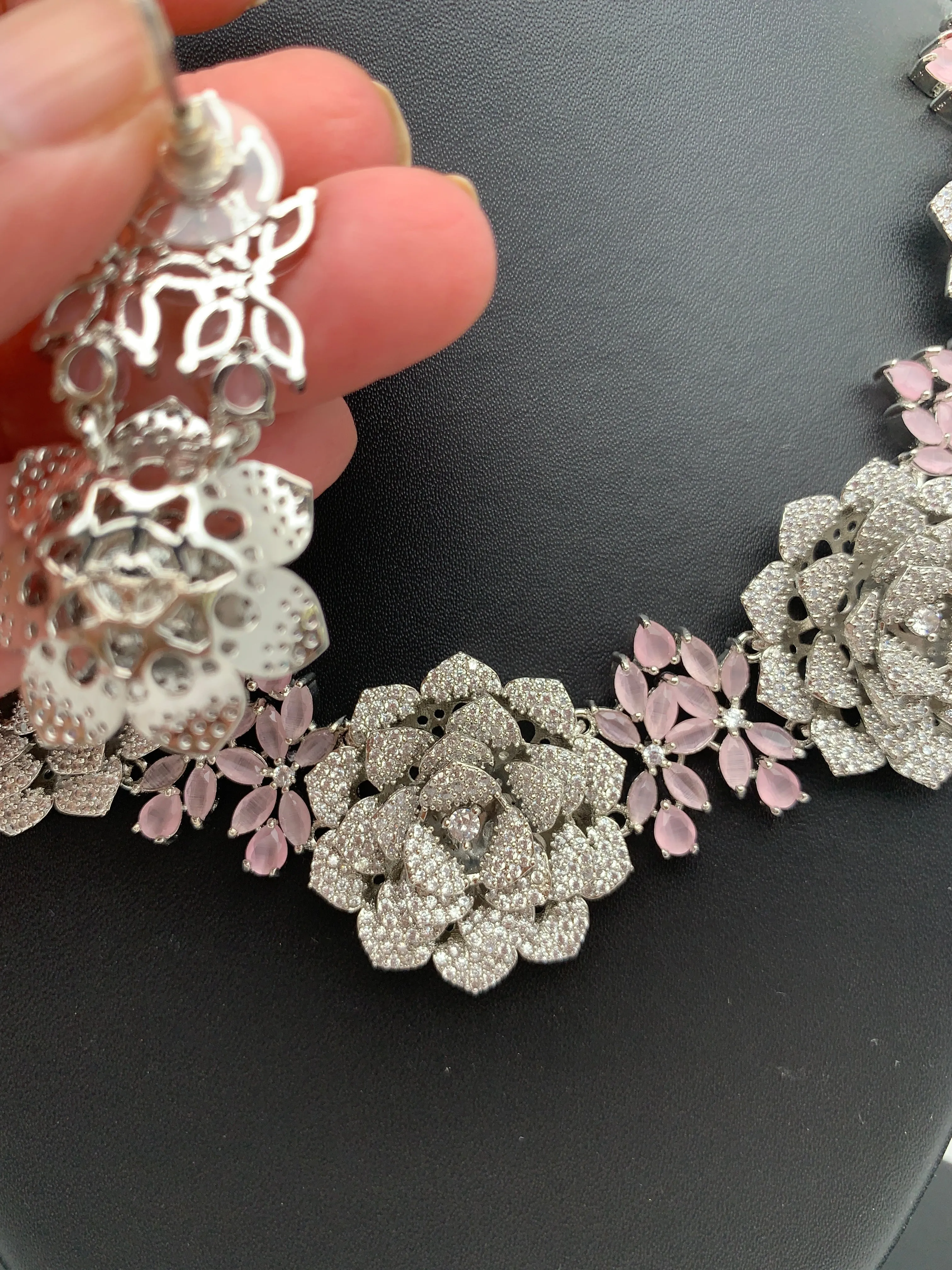 AD Diamond Finish Pink Stone Floral Pattern Neckline Short Necklace