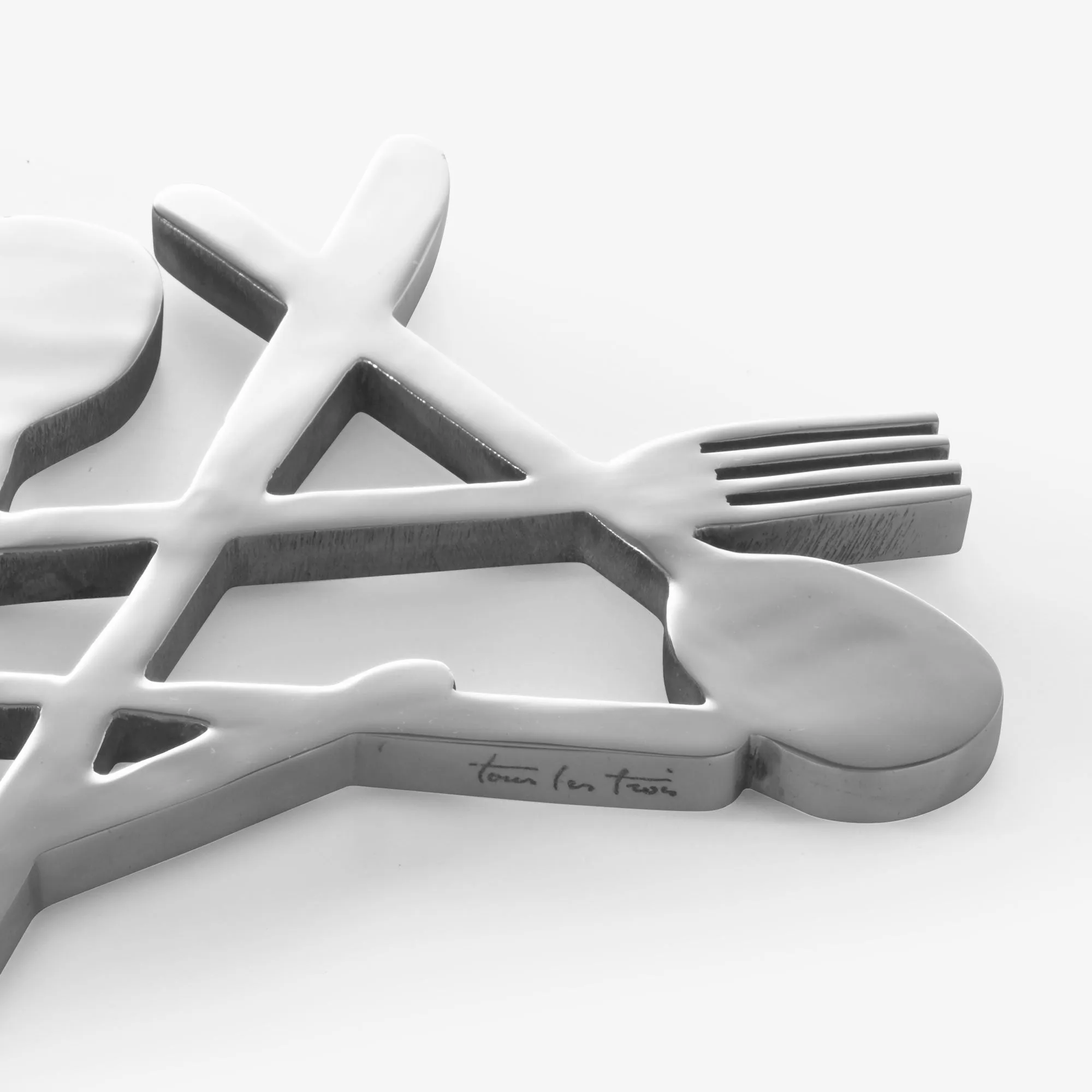 Evlan Plate Stand